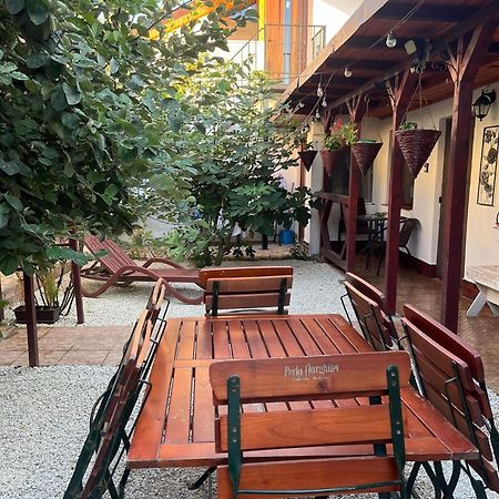 Casa Stefy Vama Veche วามาเวเก ภายนอก รูปภาพ