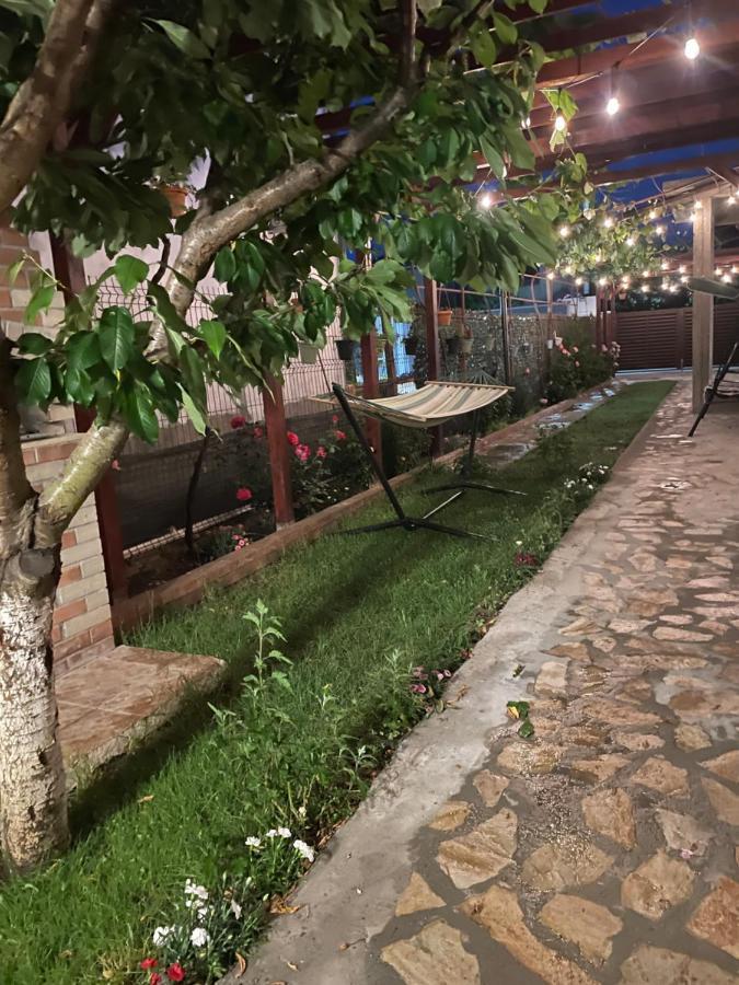 Casa Stefy Vama Veche วามาเวเก ภายนอก รูปภาพ
