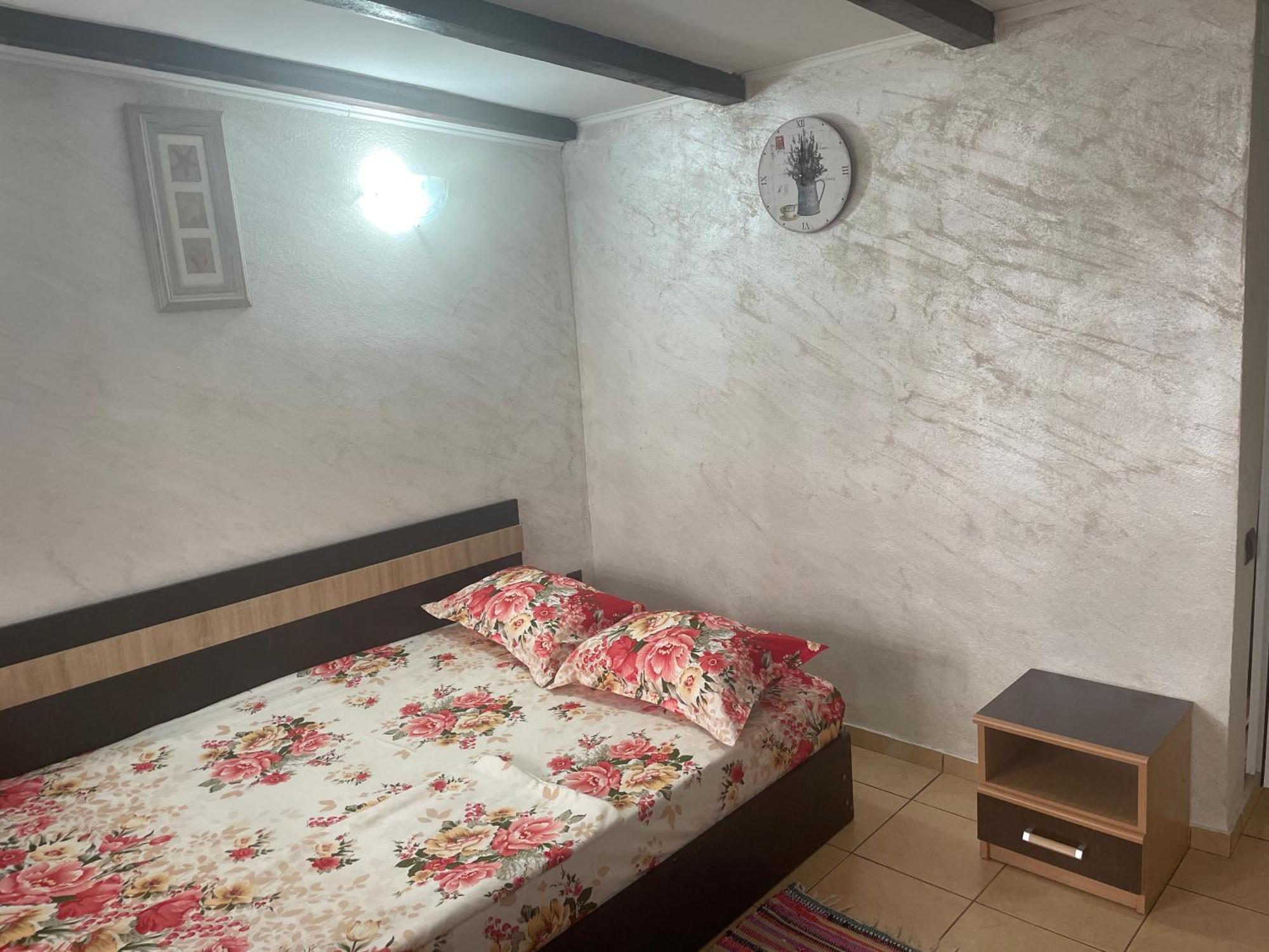 Casa Stefy Vama Veche วามาเวเก ภายนอก รูปภาพ